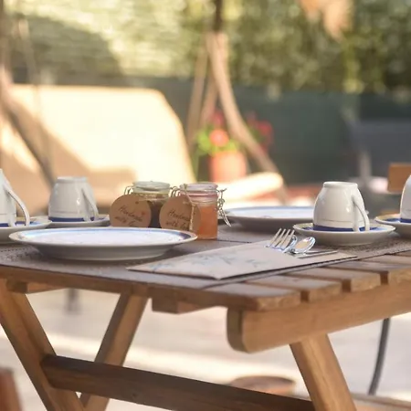 فندق مبيت وإفطار Corocael